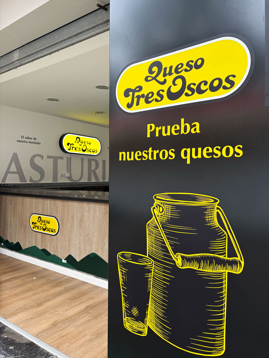 Diseño, producción y montaje de stand Queso Tres Oscos FIDMA 2026