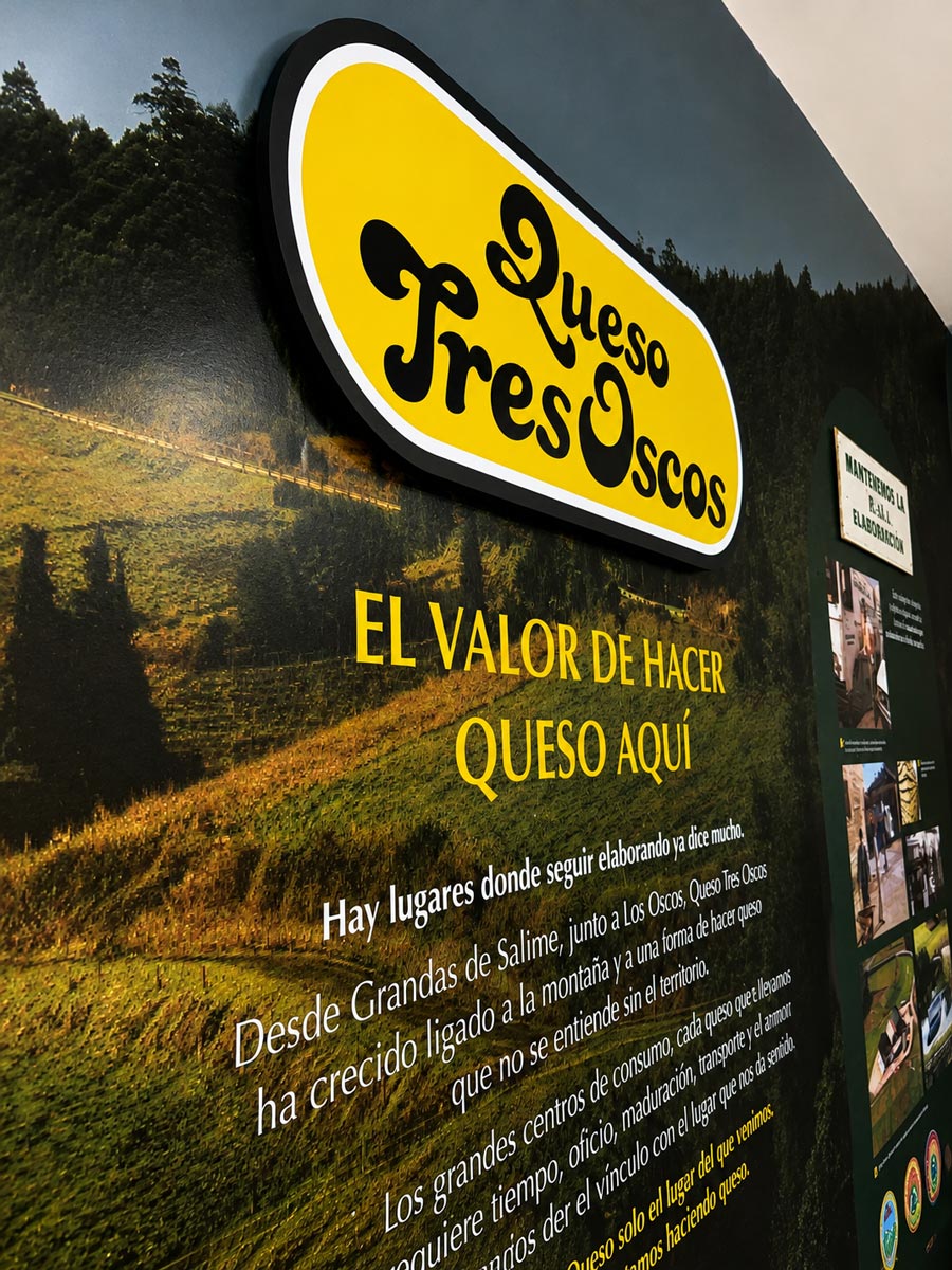 Diseño, producción y montaje de stand Queso Tres Oscos FIDMA 2026
