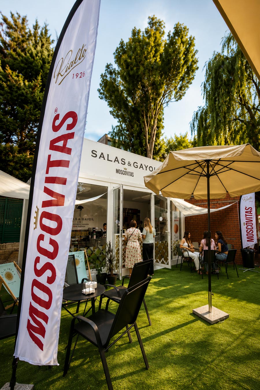 Salas&Gayol.stand.3